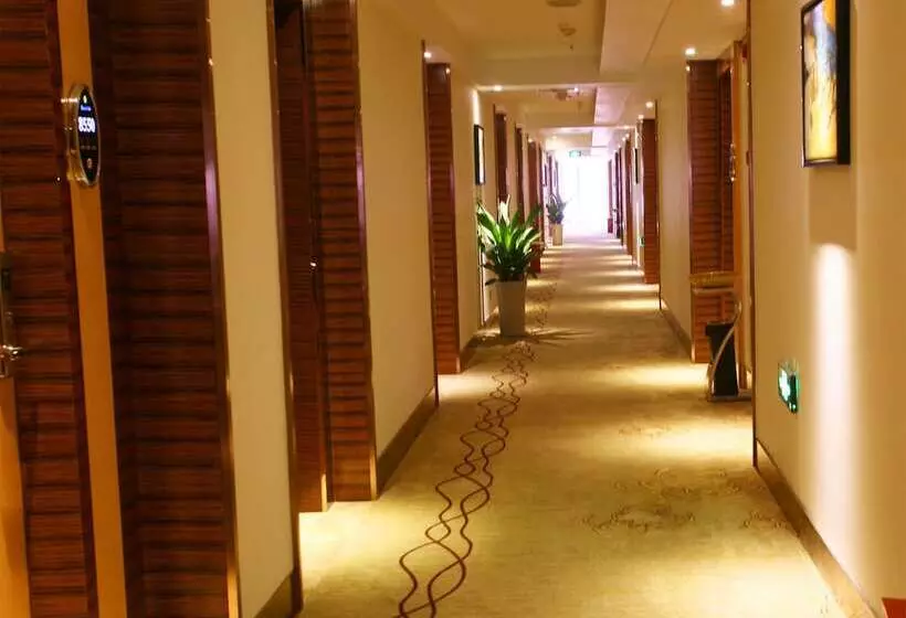 ホテル Tulip Inn Chengdu Airport