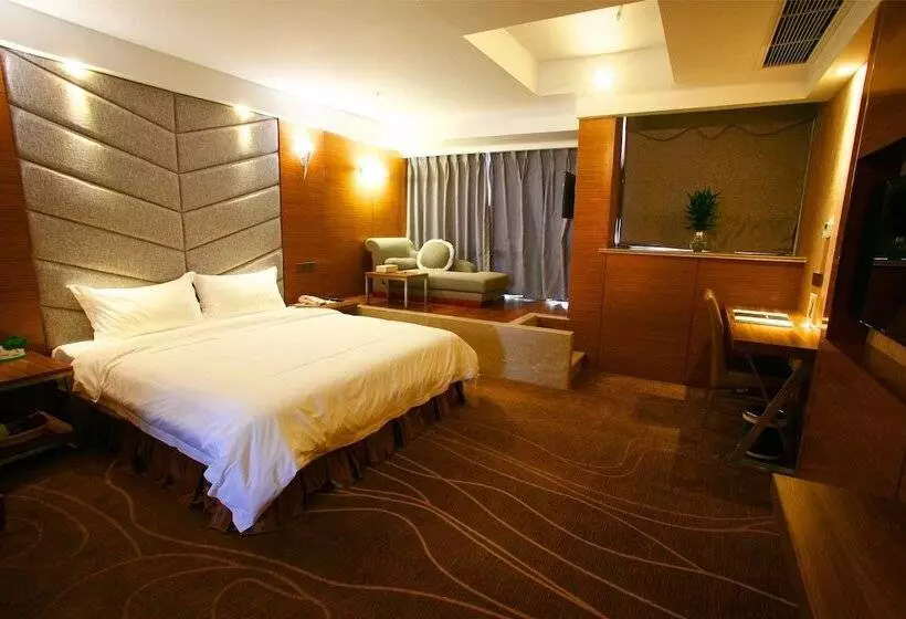ホテル Tulip Inn Chengdu Airport