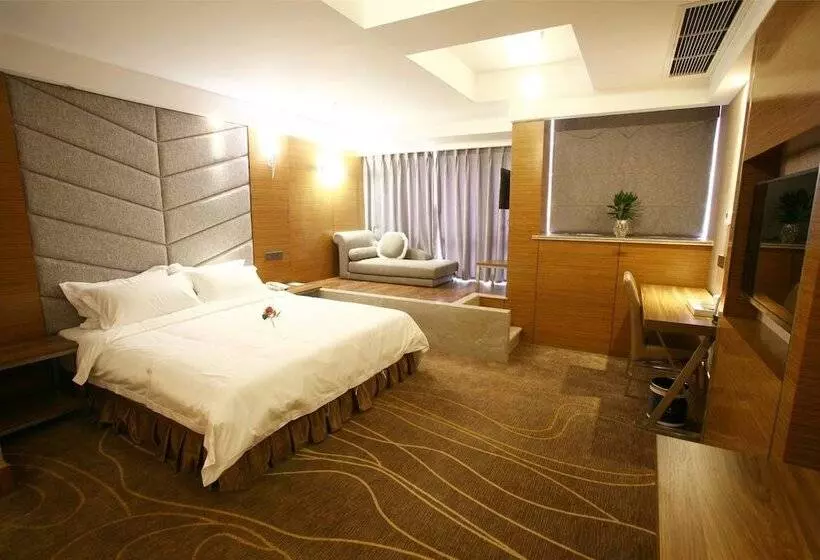 ホテル Tulip Inn Chengdu Airport