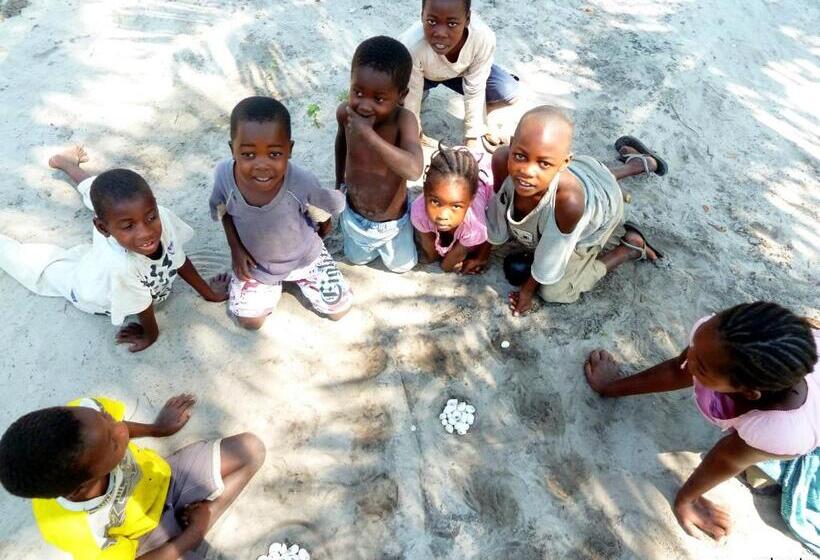 Pariango Beach Motel