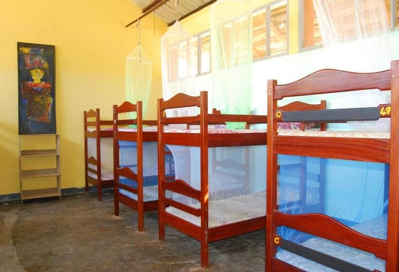 Pariango Beach Motel