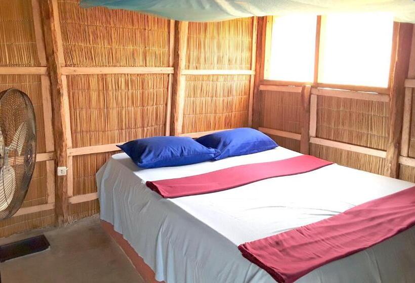 Pariango Beach Motel