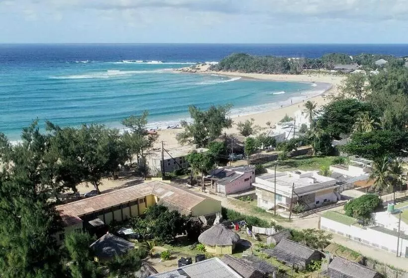 Pariango Beach Motel