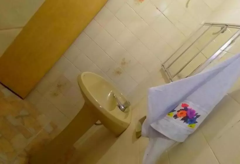 Praieiro Hostel Albergue