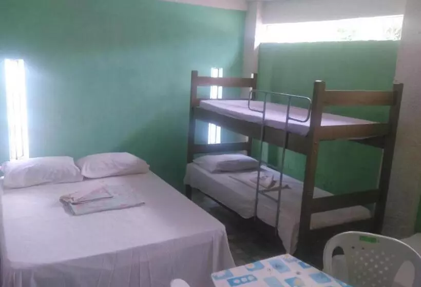 Praieiro Hostel Albergue