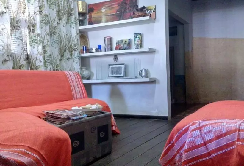 Praieiro Hostel Albergue