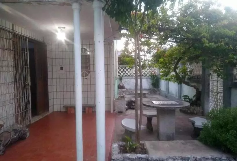 Praieiro Hostel Albergue