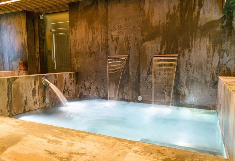 Rafa Nadal Residence