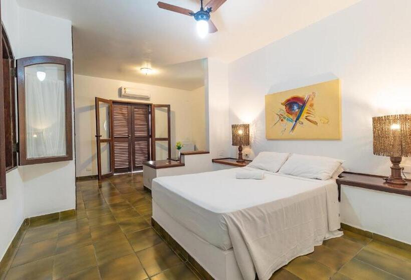 簡易ホテル Pousada Casa Amarela