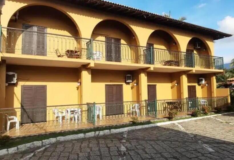 簡易ホテル Pousada Casa Amarela