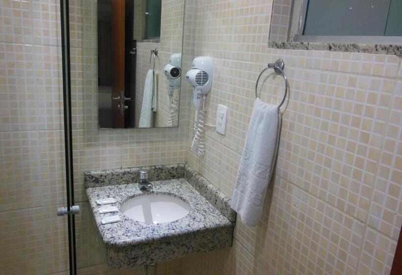 בית מלון כפרי Alfa Plaza