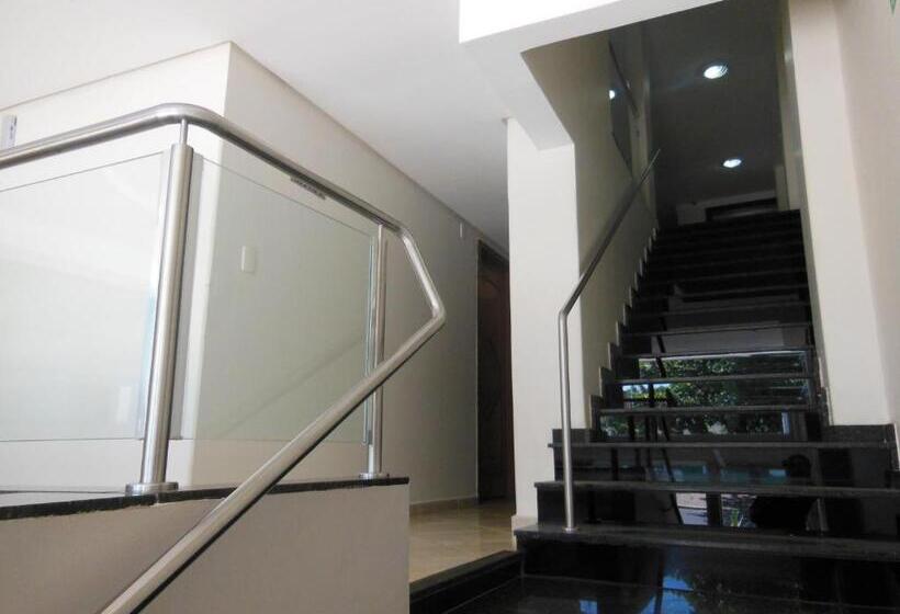 בית מלון כפרי Alfa Plaza