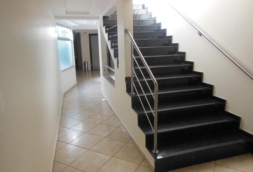 בית מלון כפרי Alfa Plaza