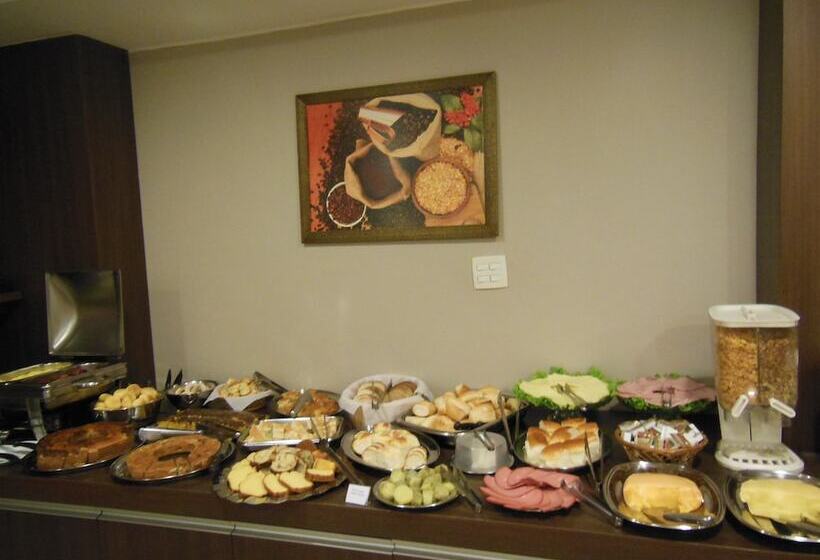 בית מלון כפרי Alfa Plaza