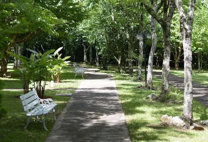 Hotelli Biazi Paradise