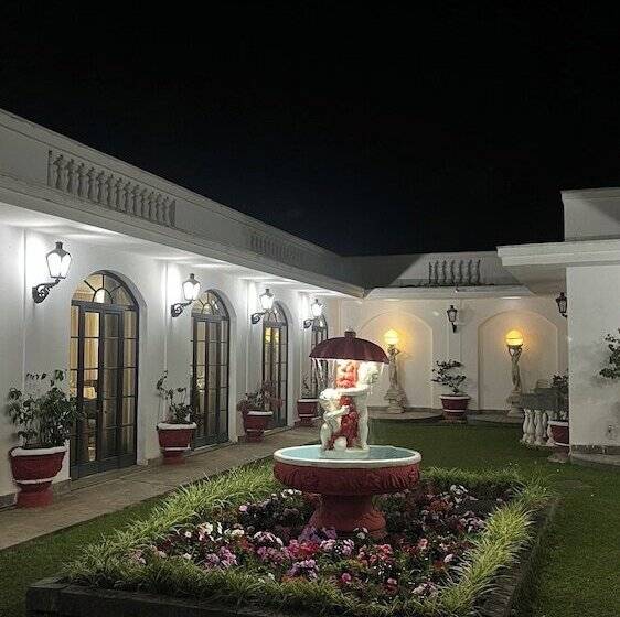 Отель Biazi Paradise