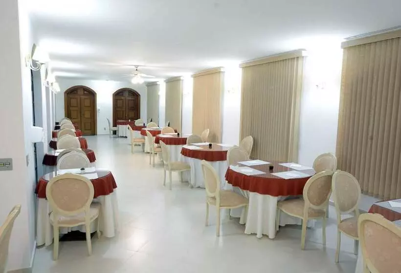 Hotelli Biazi Paradise