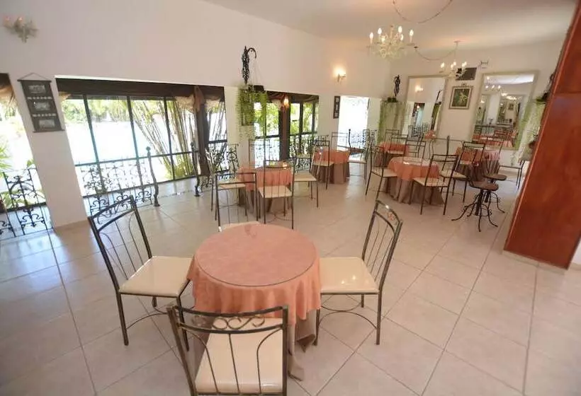 Hotelli Biazi Paradise