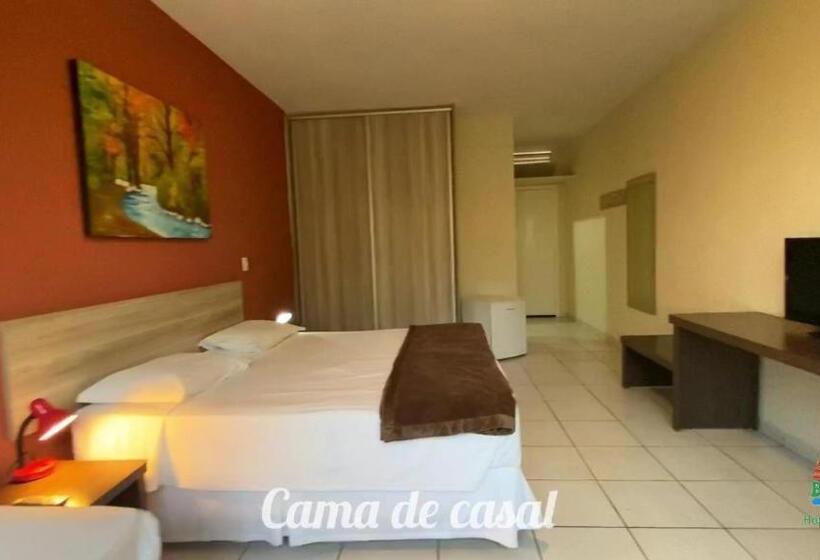 هتل Fazenda Bonjuá