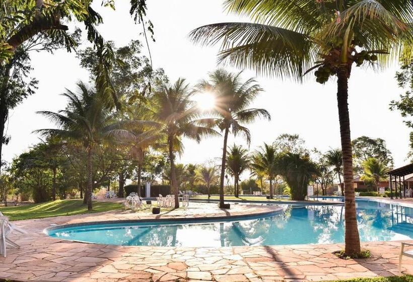 هتل Fazenda Bonjuá