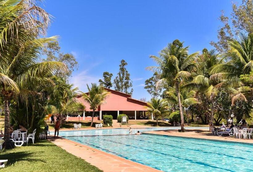 هتل Fazenda Bonjuá