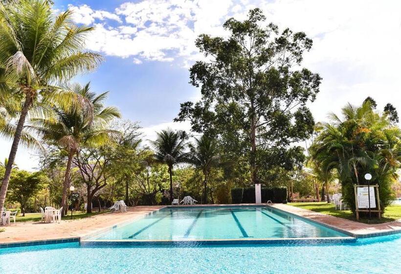 هتل Fazenda Bonjuá