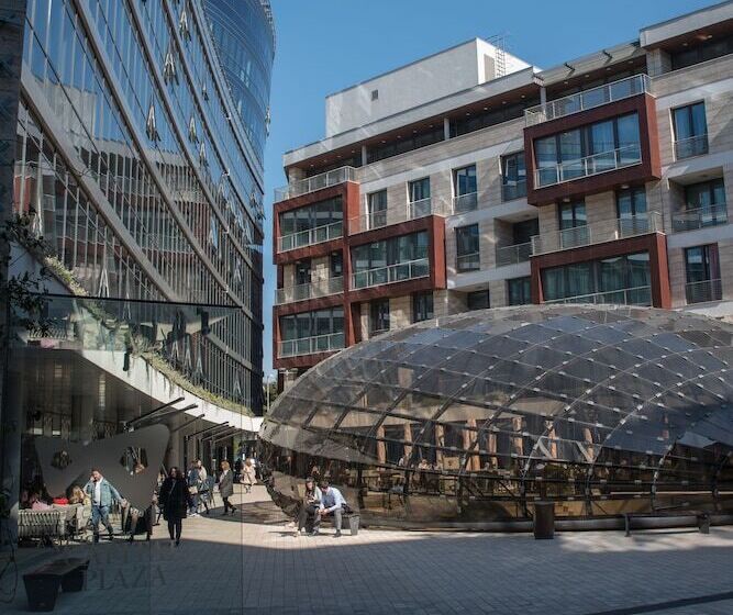 هتل Crowne Plaza Podgorica, An Ihg