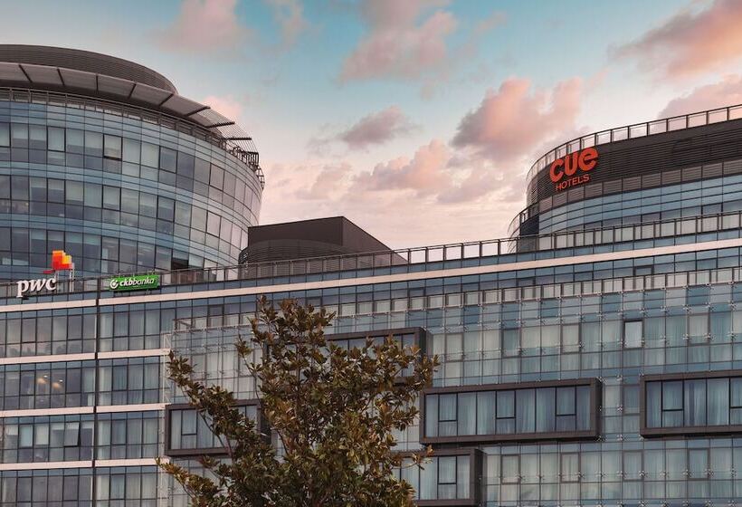 هتل Crowne Plaza Podgorica, An Ihg