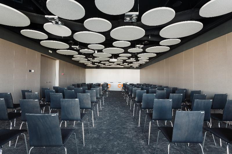 هتل Crowne Plaza Podgorica, An Ihg