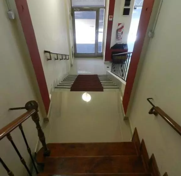 هتل Nuevo Camino