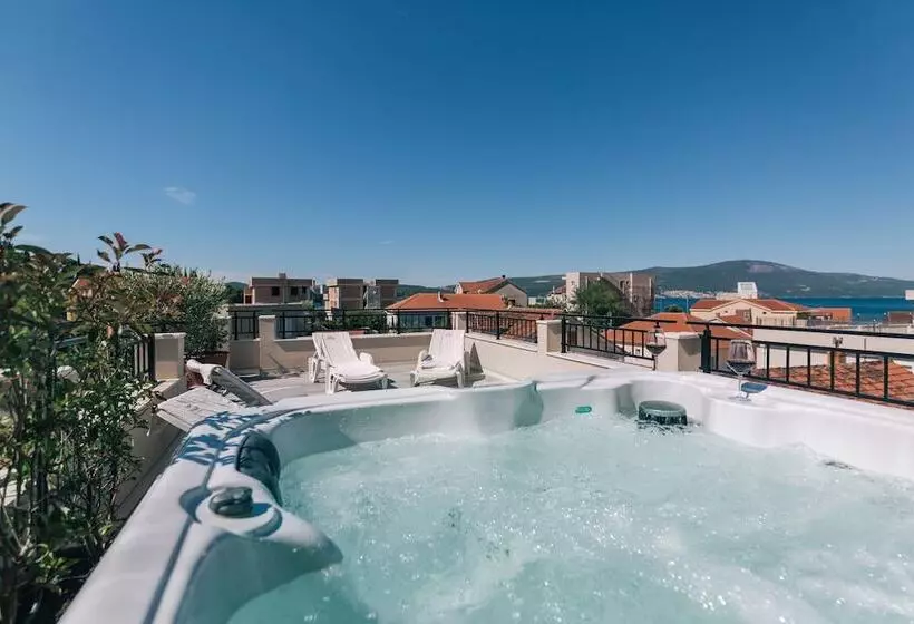 هتل Villa Royal
