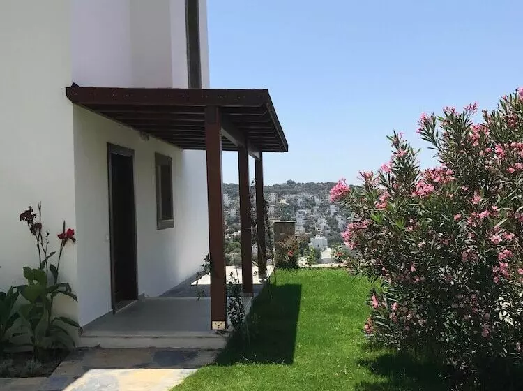 Ibak Sunny Houses