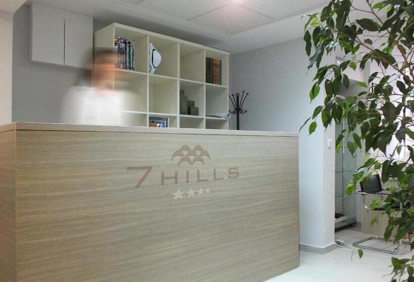 تختخواب و صبحانه 7 Hills Rooms