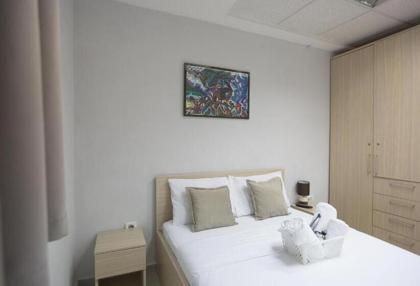 تختخواب و صبحانه 7 Hills Rooms