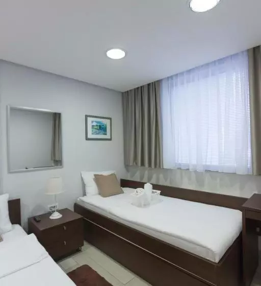 تختخواب و صبحانه 7 Hills Rooms