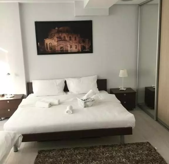 تختخواب و صبحانه 7 Hills Rooms