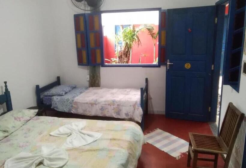 تختخواب و صبحانه Hospedaria Cosanostra