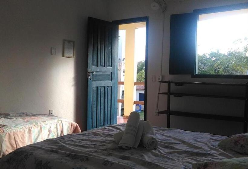 تختخواب و صبحانه Hospedaria Cosanostra