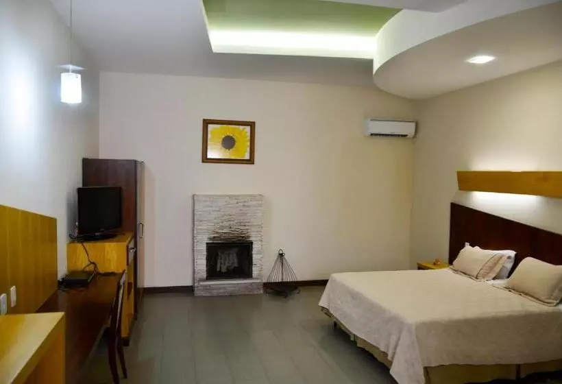 Hotelli Girassol