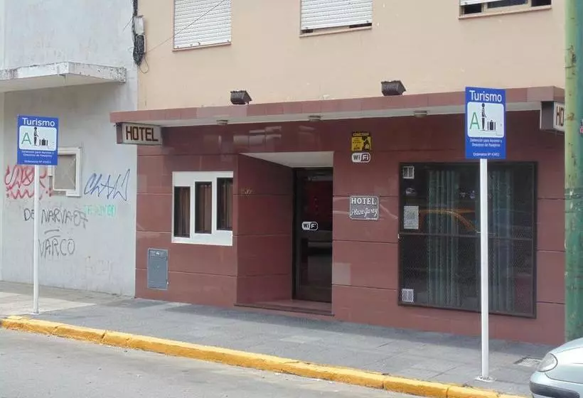 هتل Plaza Garay