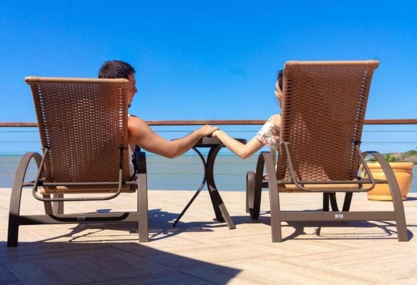 هتل Pontal Das Rochas