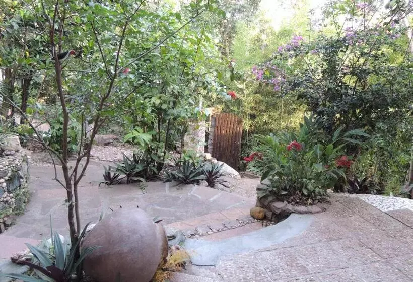 Aamiaismajoitus (B&B) Canto Verde Pousada