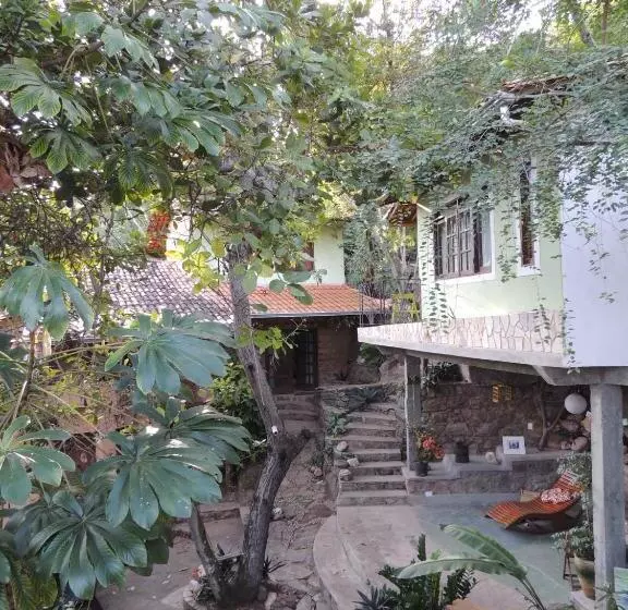Aamiaismajoitus (B&B) Canto Verde Pousada