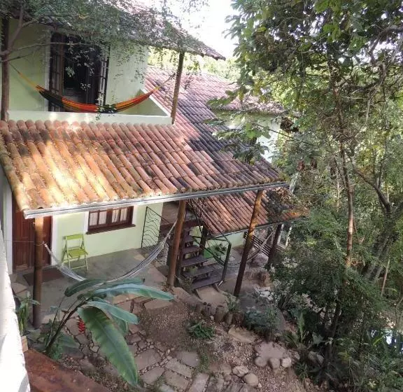 Aamiaismajoitus (B&B) Canto Verde Pousada