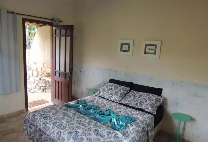 Aamiaismajoitus (B&B) Canto Verde Pousada