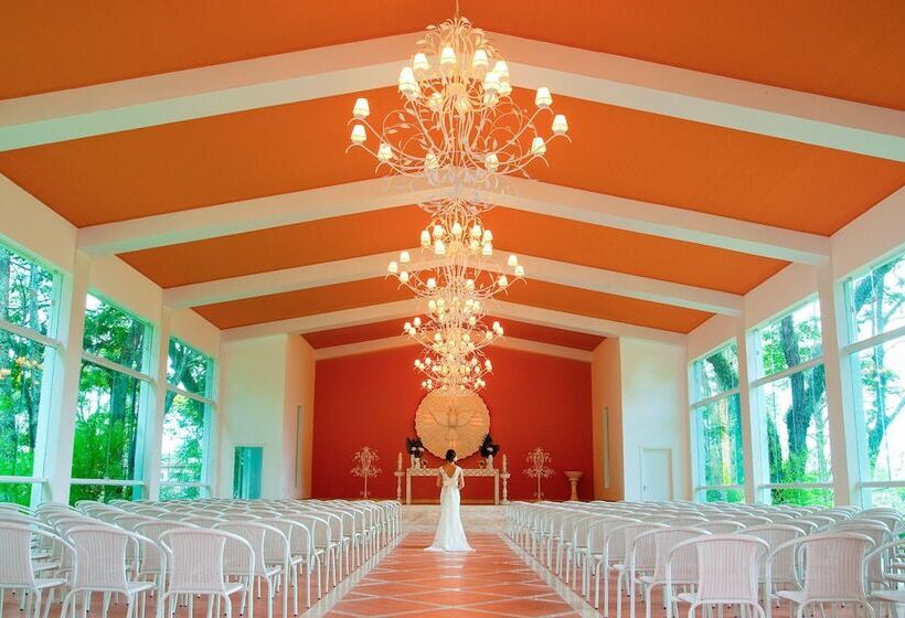 Hotel Resort E Golfe Clube Dos 500