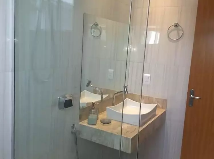 هتل Ideal