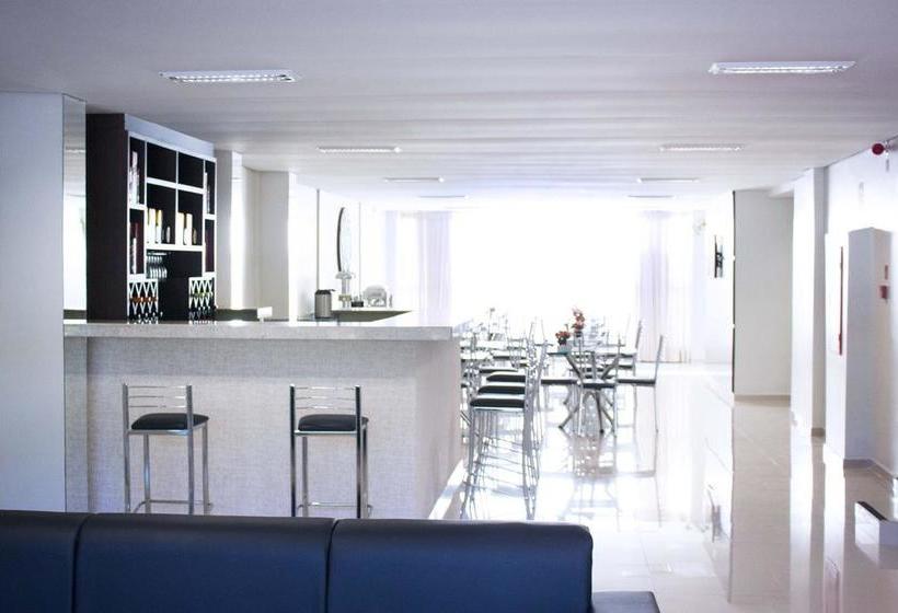 ホテル Mont Blanc