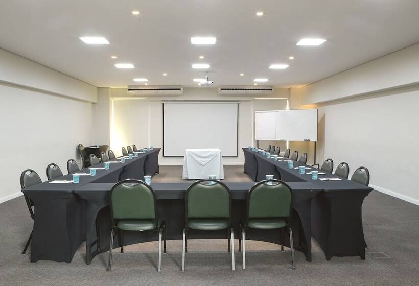 בית מלון כפרי Valinhos Plaza