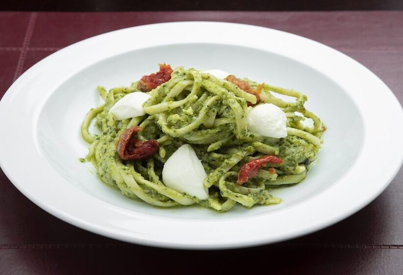 בית מלון כפרי Valinhos Plaza